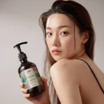PLU - Gel de Duș Exfoliant Zmeură și Mentă – Piele Catifelată și Revigorată (500g) - imagine 2